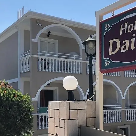 Daisy - Hotel 2*